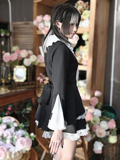 Tiered Lace Gothic Flat Skirt Collar with + Set: Two-Piece White and Black Bell Pointed Trim Sleeves Top