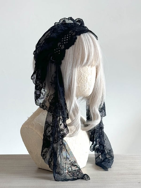 Lace Gothic Hairband with Embellishment and Veil Flower Black