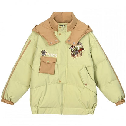 グリーンの厚手フード付きジャケット