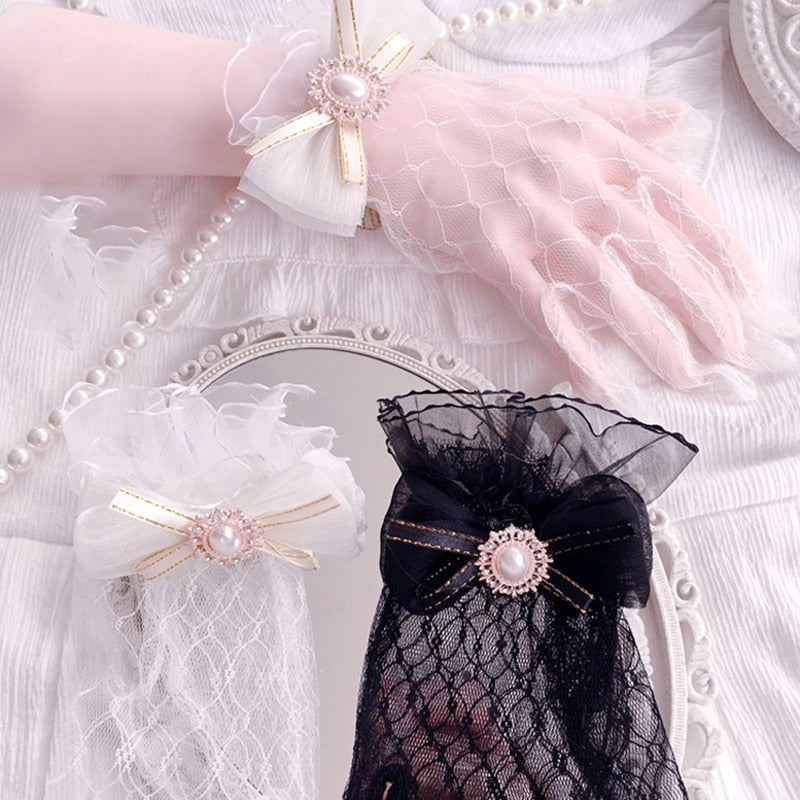 Sweet Victorian Lace Gloves