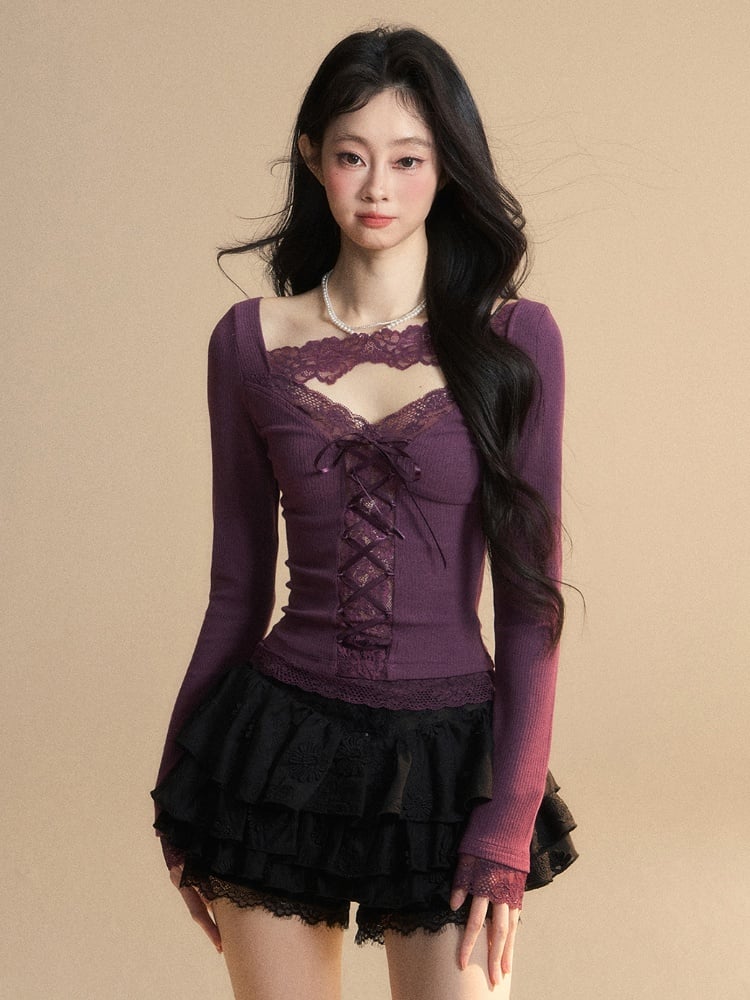 Glamouröses Top mit Schnürung, lila V-Ausschnitt, kontrastierende Spitzenaufnäher vorne