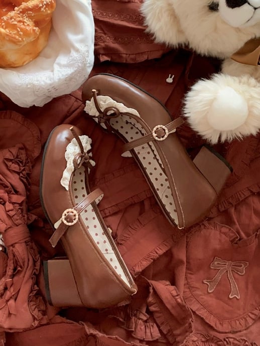 Braune Janes Dark Mary Akzent-Absätze mit Knotenbesatz, Schleife, Spitze, runde Zehenpartie, 4,3 cm