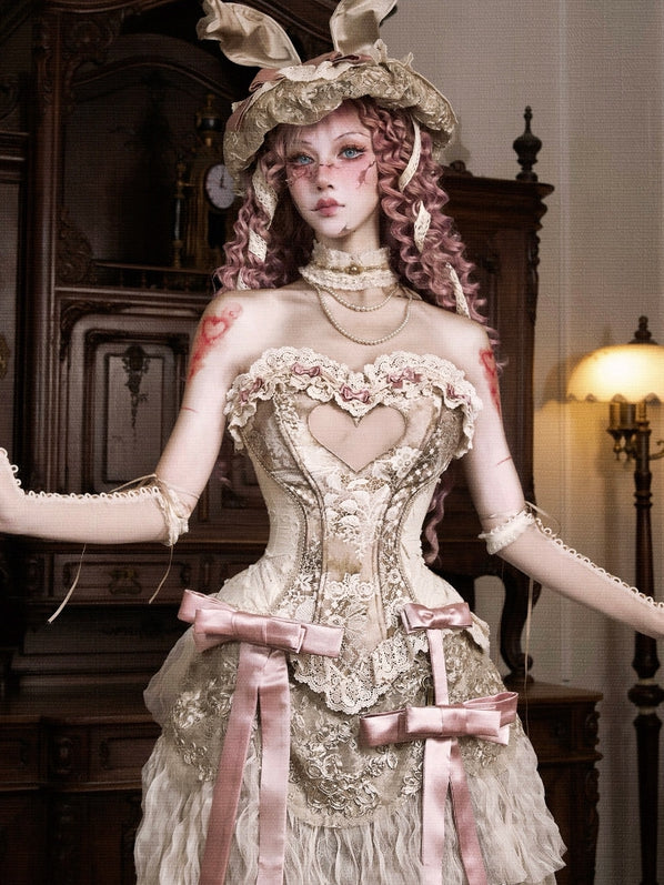 Silhouette Victorian-Inspired 16-Bone Corset Shaper Heart –