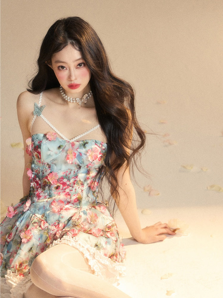 アクセントブルーの油絵プリントフローラルバタフライスリップドレスフリルミニトリムと