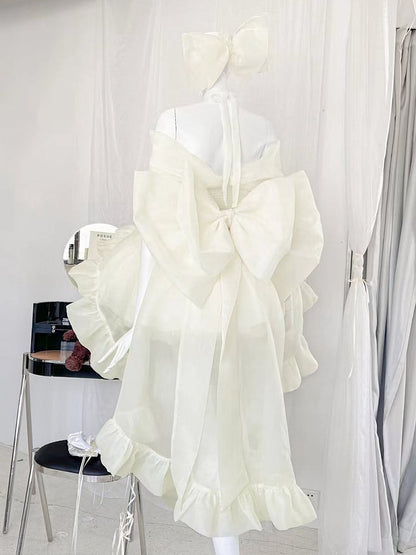 Light Yellow Basque Waist Big Bow Neckline Princess Birthday Dress