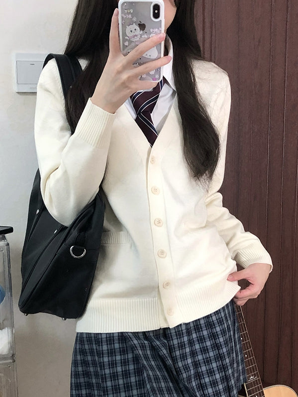 Strickjacke mit V-Ausschnitt, 7 Strickfarboptionen