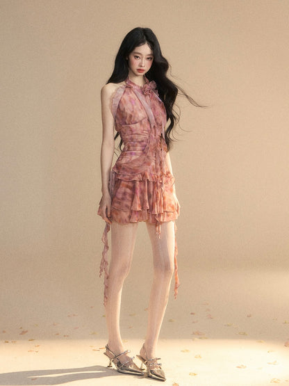 Brick Red Halter Neck Ruffled Hem Tiered Skirt Dress Glamorous