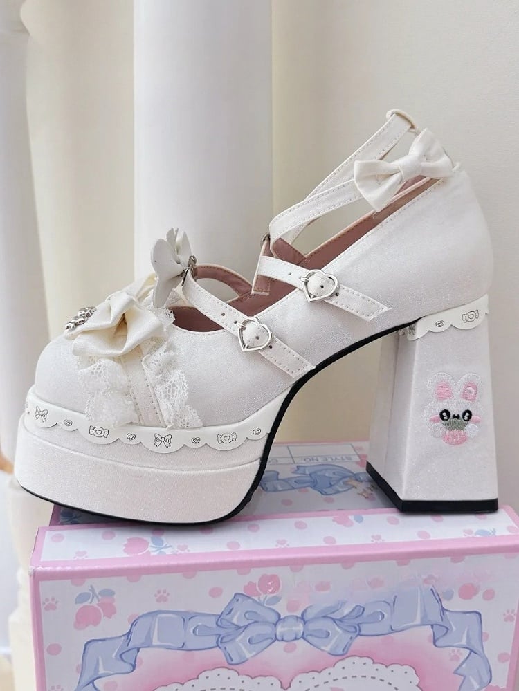 Lolita - Sweet White Themed Janes Mary Bunny Bow Details