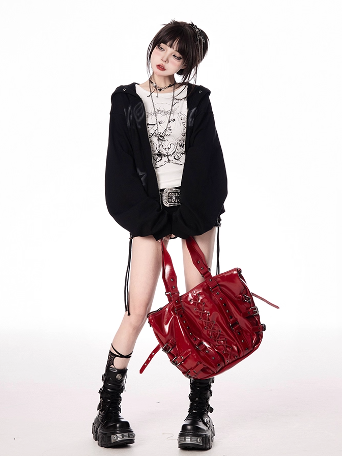 Autumn for Black – Kapuzenjacke mit Buchstaben- und Sternenprint