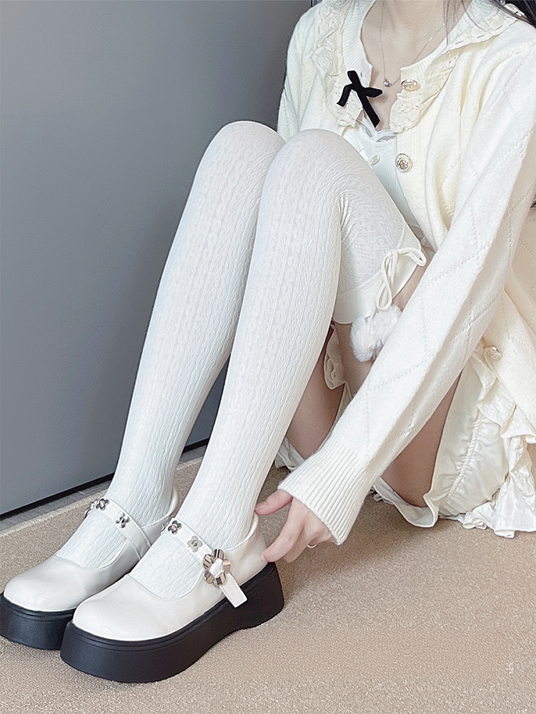 Sweet Overknee Stockings With Pompons