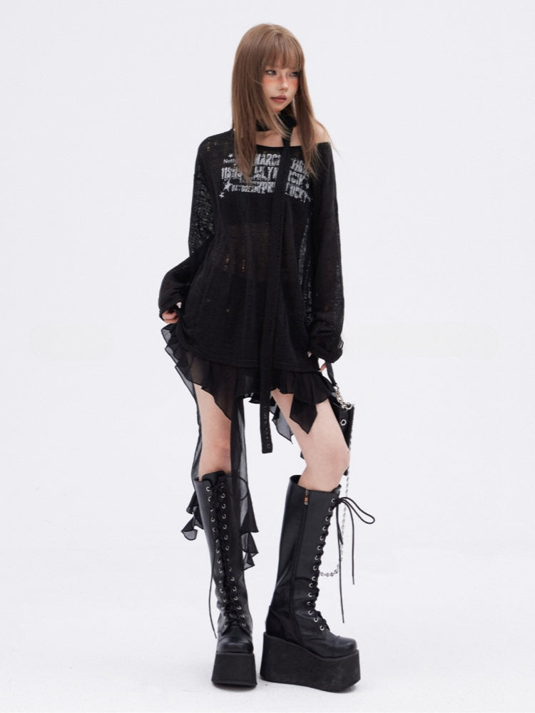 Schalfreies bedrucktes Strickoberteil mit schwarzem asymmetrischem Saum und Aussparungen