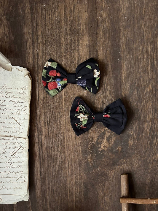 Berry-Themed Hair Accessory in Four Summer Colors - Zoncel