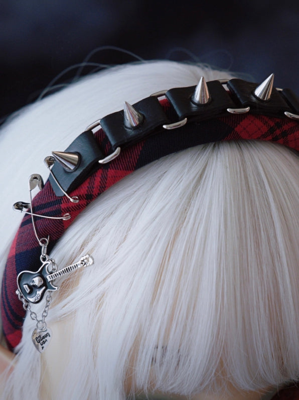 Ohrstecker Rot KC Charm Schnalle Design Mit Gitarre Muster Schwarz Plaid Und