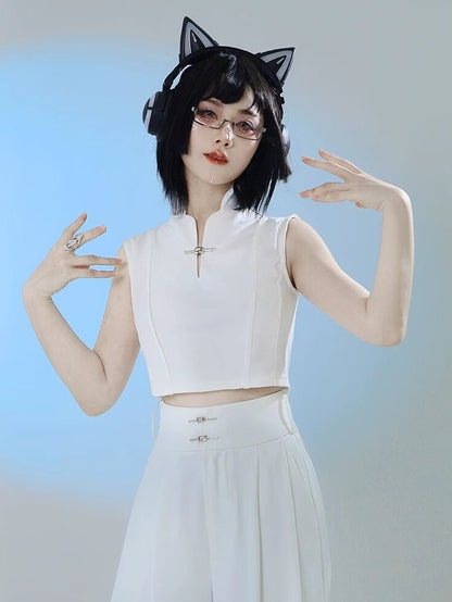 White Cotton Sleeveless Top with Metal Frog Clasp - Feng Hua Gui Guo Ling