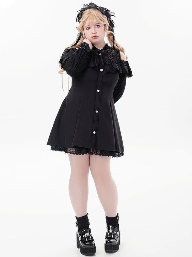 Schwarzes Jirai Kei-Kleid mit Illusionsausschnitt, ausgeschnittenen Schultern und langen Ärmeln und Fliege