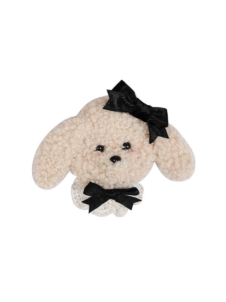 Cremefarbene Fleece-Pudelbrosche