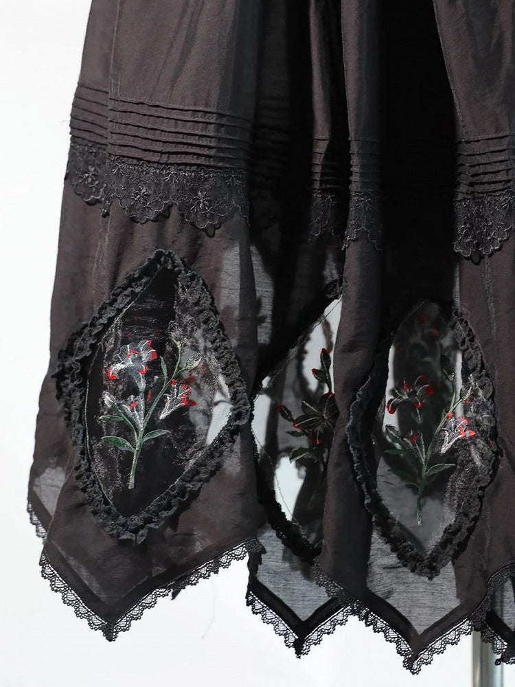 Black Lily Lace-Trimmed Embroidered Skirt Lolita