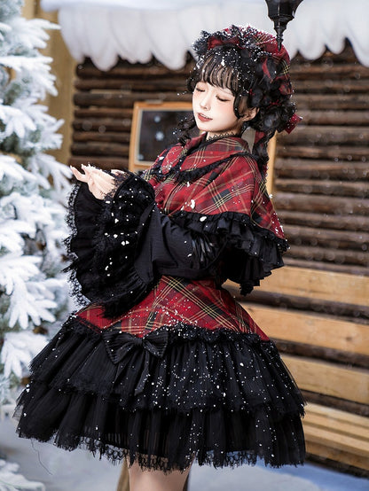 赤いチェック柄の丸襟ケープ