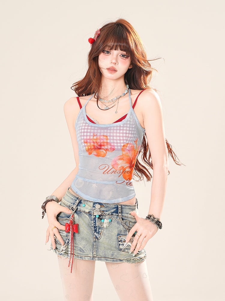 ピンク/ブルーの花柄セミシースルーホルターネックトップスとレッドチェック柄キャミソールセット