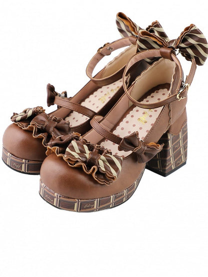Mary Janes à talon carré et boucle cœur avec nœud rayé – Mouton gonflé