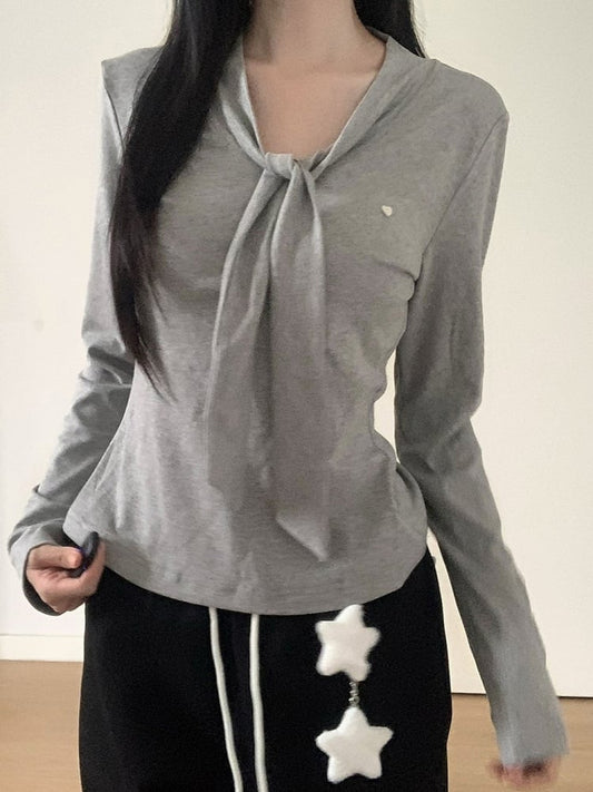 Waist-Cinching with Sleeve Long White/Gray Tie-Neck Top