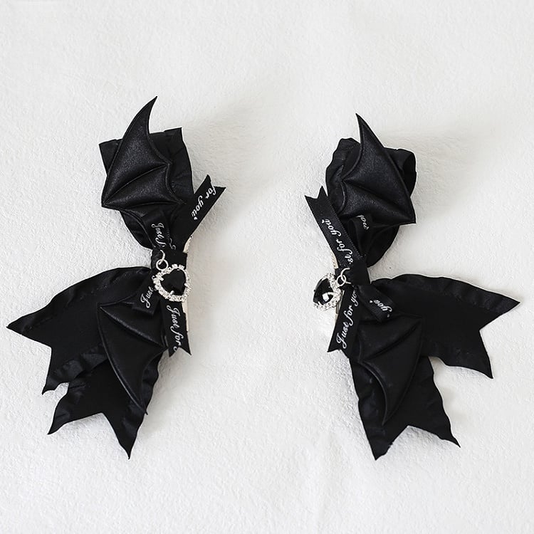 8 Colors Jirai Kei A Pair of Bowknot Hairclips With Wings and Heart - shaped Charms