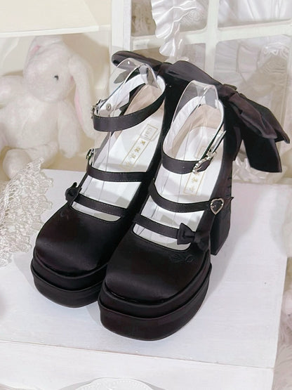 クラシックなプラットフォームブラックの蝶結びジェーンズロリータエレガントハイメリーヒール