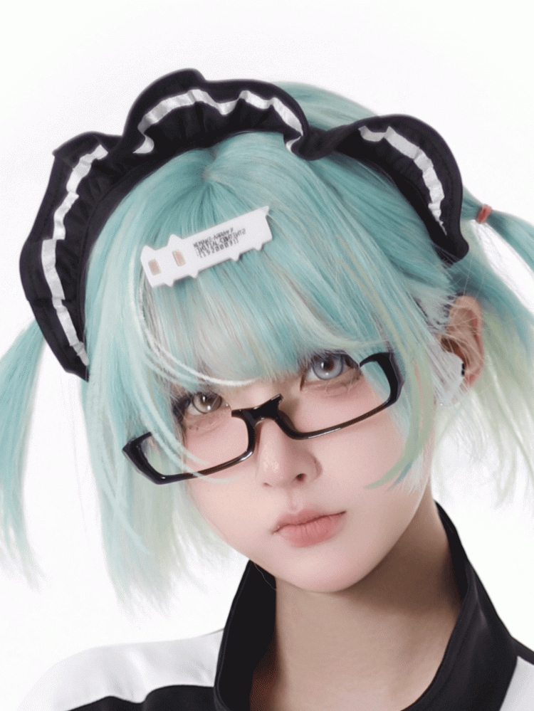 Jirai Kei Ruffled KC Black White