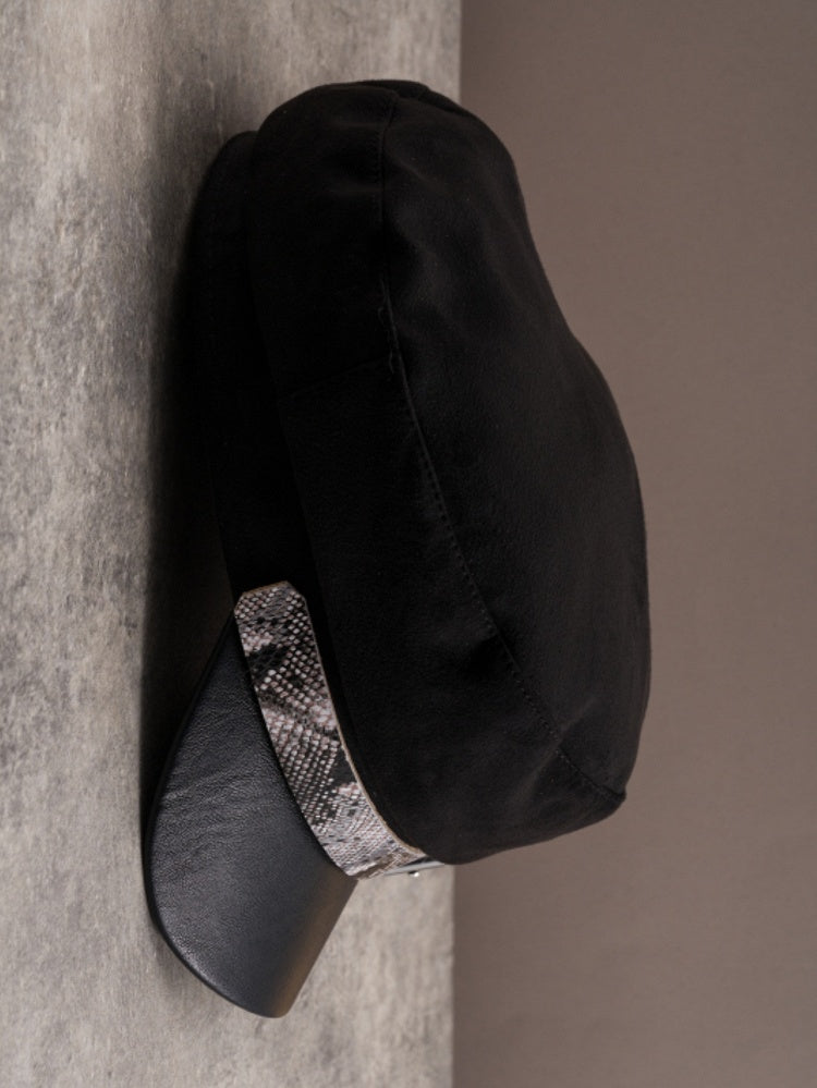 Buckle Gothic Pattern Design Black Snakeskin Beret Hat