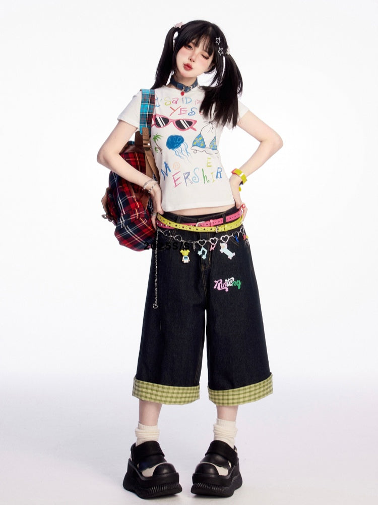 Weißes T-Shirt mit Rundhalsausschnitt und Graffiti-Print