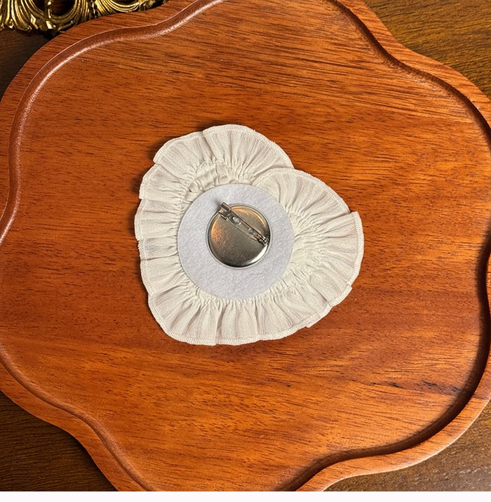 Rot / Schwarz / Rosa / Lila / Champagner Herzförmige Brosche