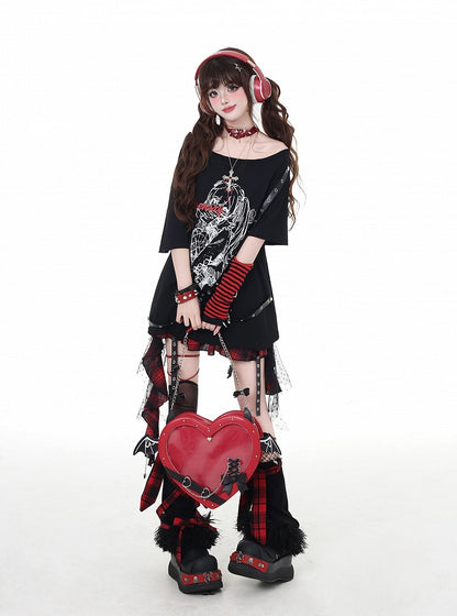 ほろ苦いクリスクロスストラップデザインTシャツ ロックガールプリント ブラック