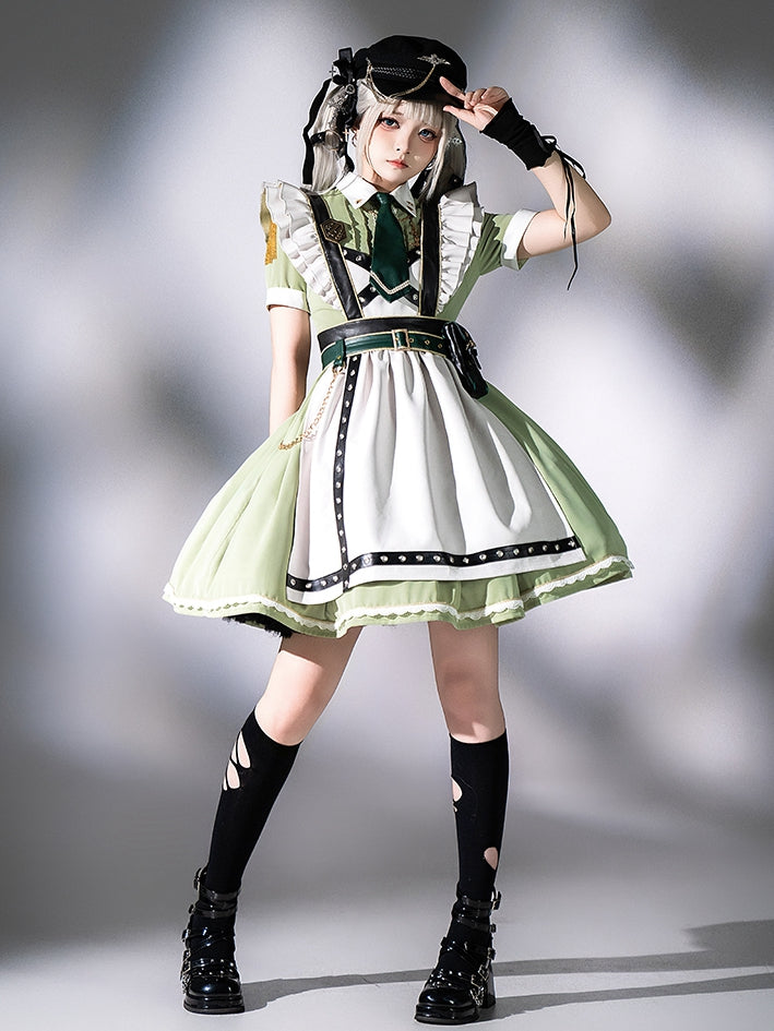 Flatter-Militär und Set, kurze Schürze, grünes Kleid, volle Dienstmädchen-Hülsen, leichte Lolita-Ärmel