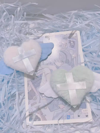 Engelsflügel Herzförmige Yami Kawaii Plüsch Haarspange
