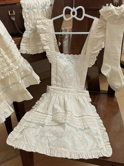 and Apron Embroidery Floral Teapot