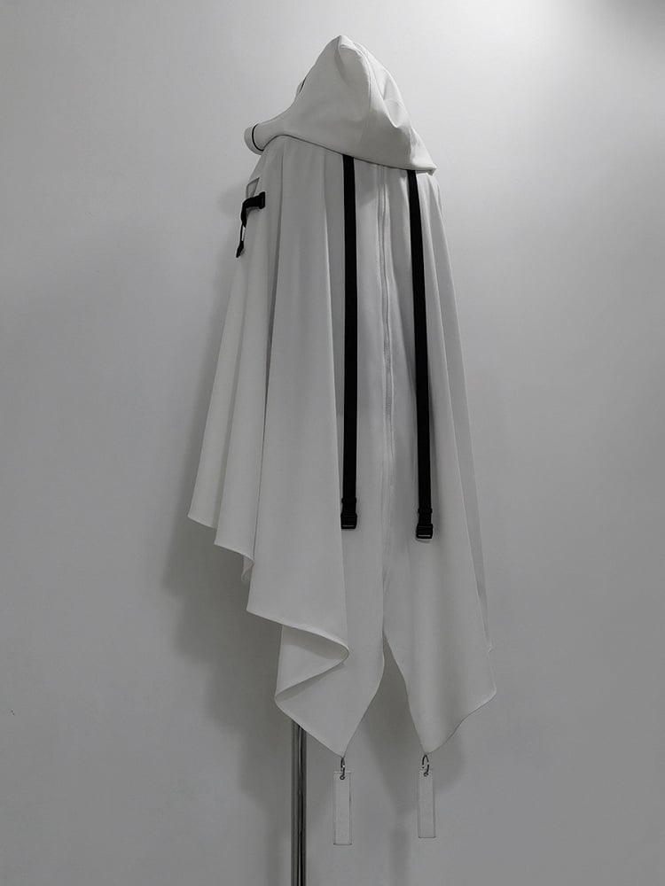 Straps Hem Ouji with High-low Hooded Cyberpunk and Lolita Buckle Cape White Futuristic