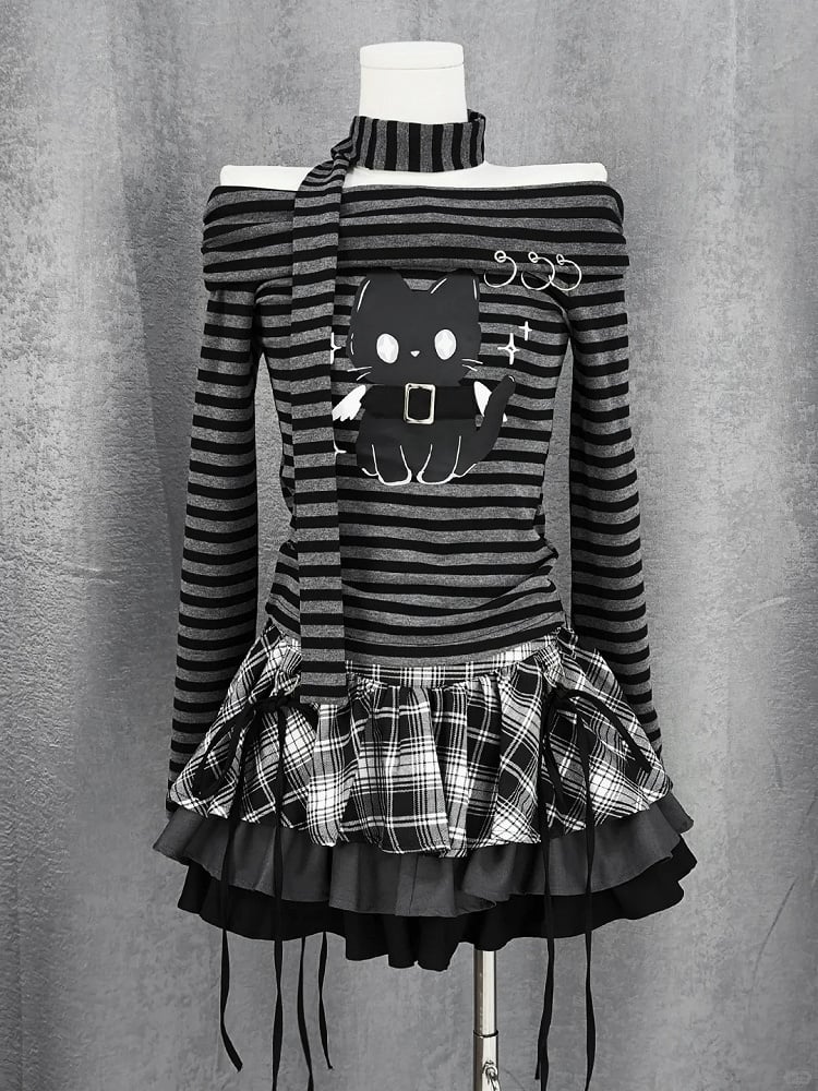 Plaid Tiered Skirt and Red Black Black and White Bowknots Decoration Y2K /