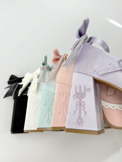 刺繍ブロックホワイトリボンレースヒールロリータプラットフォームハイフォーク