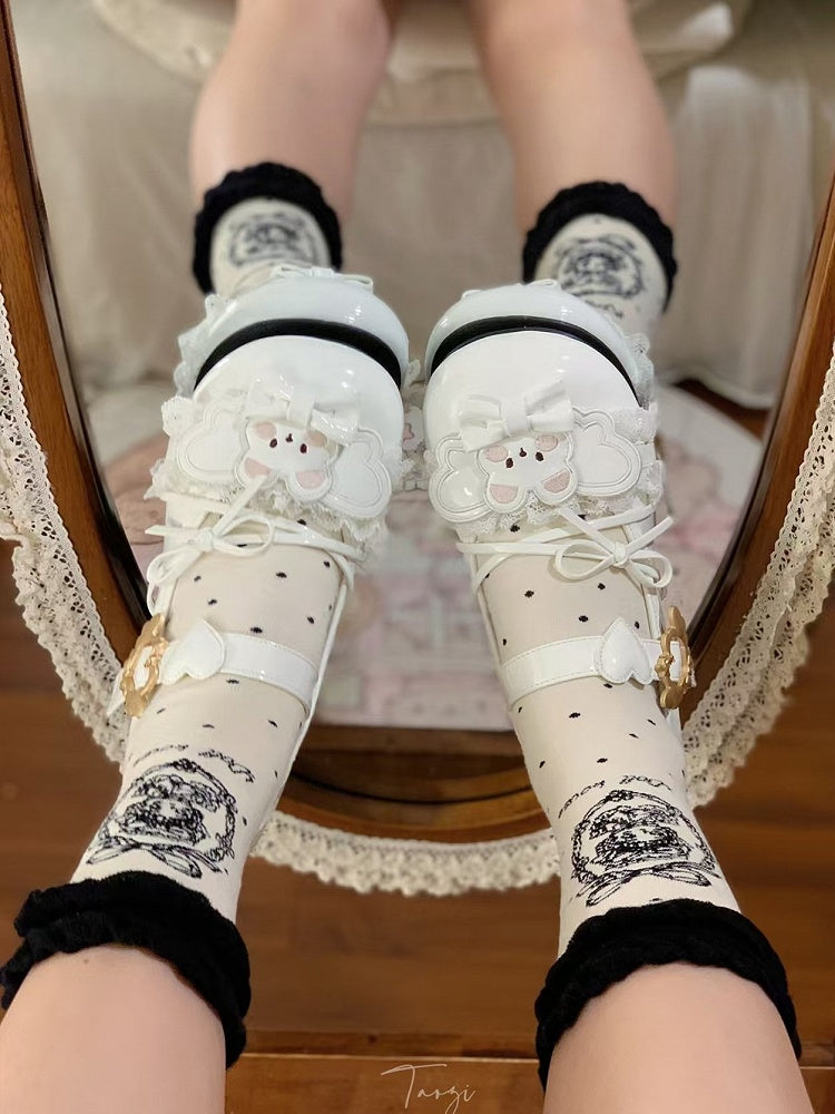Lolita Sweet Snap Mary Closure Scalloped Winged Hem Janes with White Heart