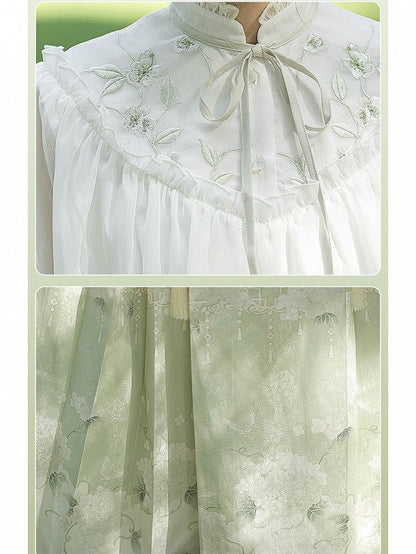 Ming-Style Green and White Top with Floral Print Long Mamian Skirt Set, Modern Chinese Style - Han Ru Chu Hanfu &amp; Han-Element Studi