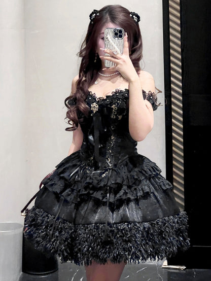 Schwarzes und goldenes trägerloses Korsett-Oberteil mit herzförmigem Ausschnitt + schimmernder schwarzer Paillettenrock