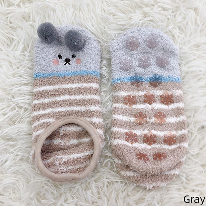 2 Colors Sweet Bear Pattern Warm Anti-Slip Socks