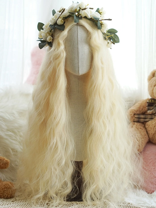 Hellblonde, hüftlange, lockige Perücke mit lockigem Vorhangpony