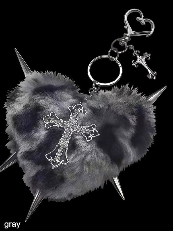 Porte-clés cœur en peluche Y2K avec pics croisés - Kiwi Store