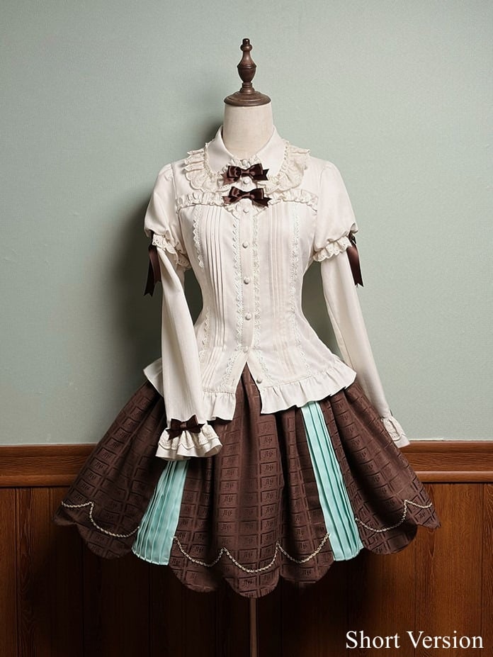 Chocolate with Scalloped Trim Green Pleating Mint Sweet Details Skirt Edge Lolita