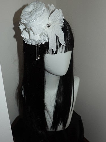 Trim And Decorated Lace Crown White Fork Hat Mini Bowknot Design Scoop