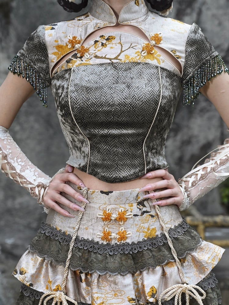 グリーンのチャイナドレスカラー、ゴストップ、ビーズタッセルカフス