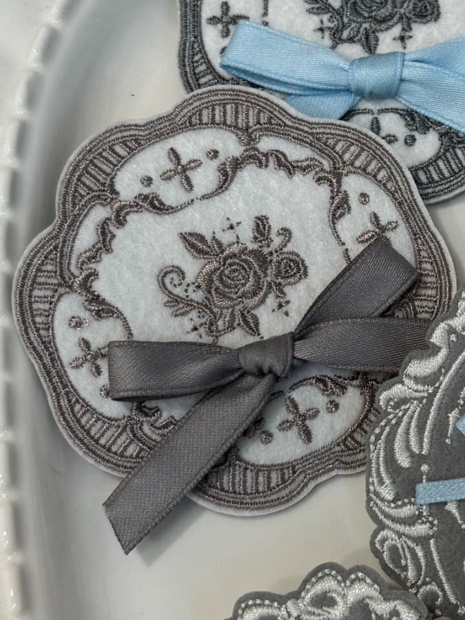 Embroidered Brooch in Blue and Gray Tones - Birds Diary