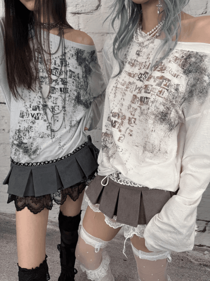 ウェイストランドパンクレターロングトップ、アシンメトリーブルー/ベージュスリーブ、ネックラインプリント