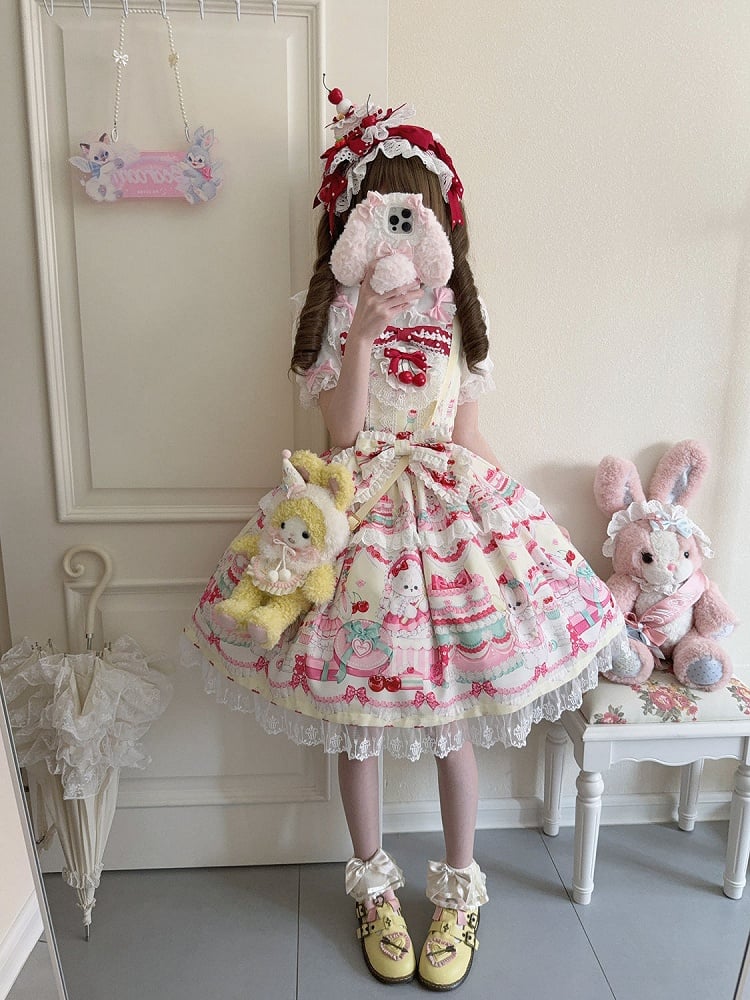 Süßes Kleid Cakes Bunny Gelber Print und Rock Lolita Pullover